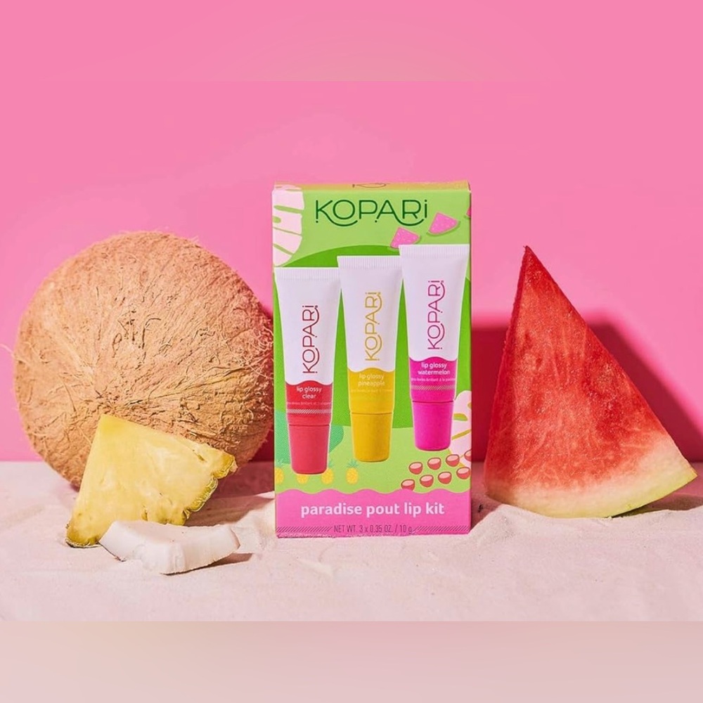 KOPARI 
Paradise Pout Lip Kit
